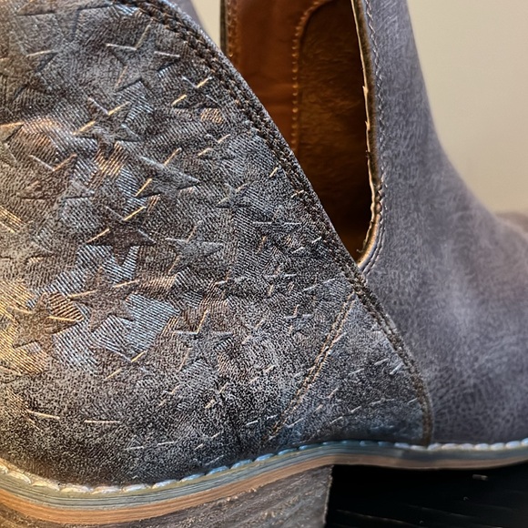 Boutique by Corkys star ankle boots sz 7 - Picture 5 of 7